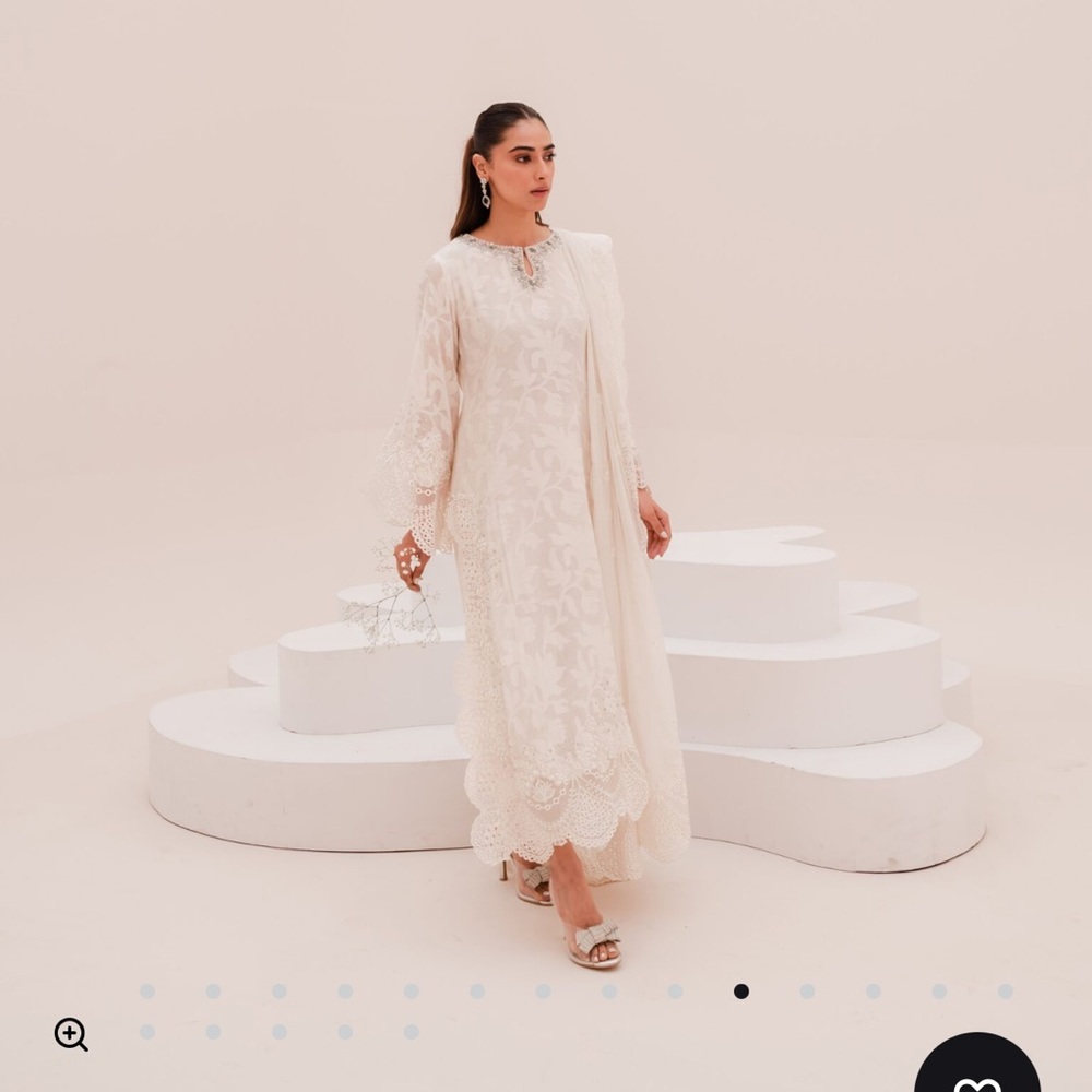 Elegant Cream Lace Dress